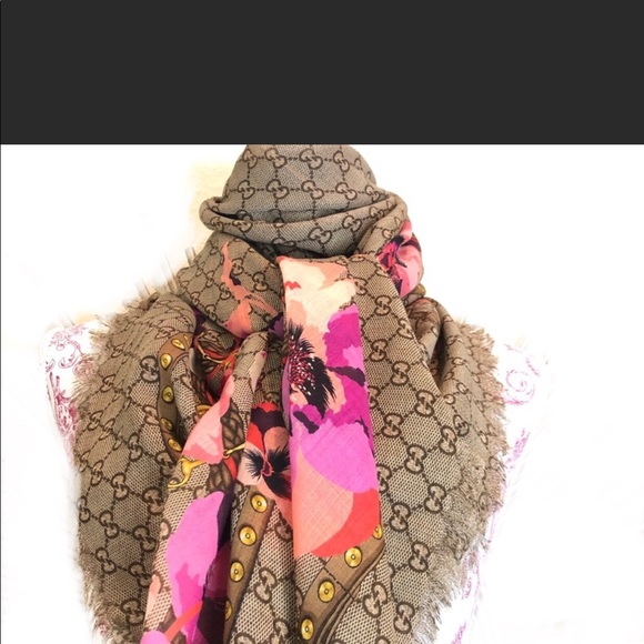 Gucci Authentic Brown Monogram Scarf Shawl - Picture 8 of 9